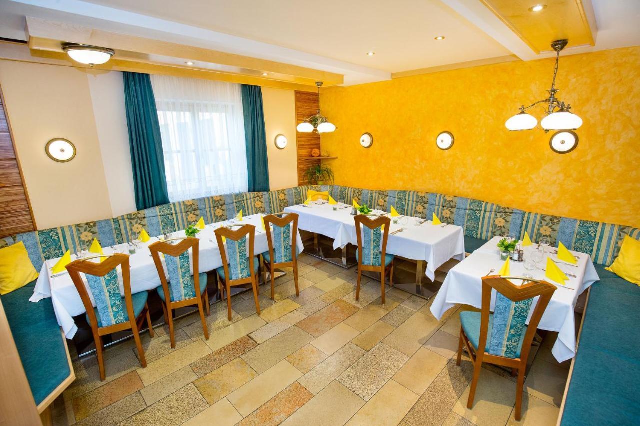 Hotel Stich Manhartsbrunn エクステリア 写真